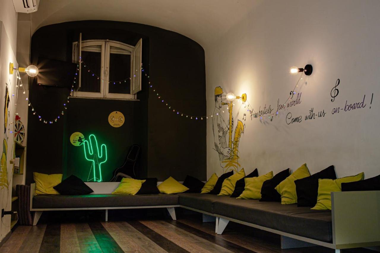 Free Hostal *