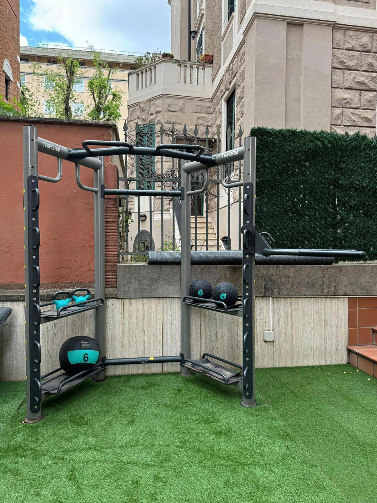 Free Hostal Roma